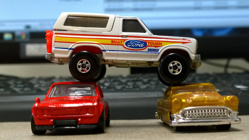 Illustration for article titled My friend's Bronco from his youth!! + small ORAT session...